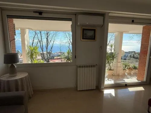 PF Luxury Apartment PETRARCA Posillipo Capri View – foto 3