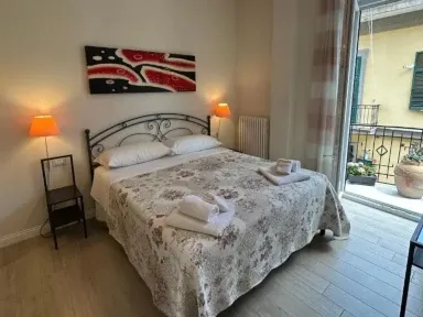 Stanza Corallo - Domus Luca - Central Rooms in the Heart of Naples